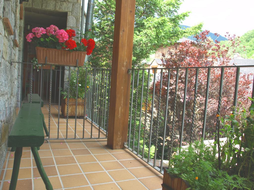 Hotel La Farga Ripoll Extérieur photo