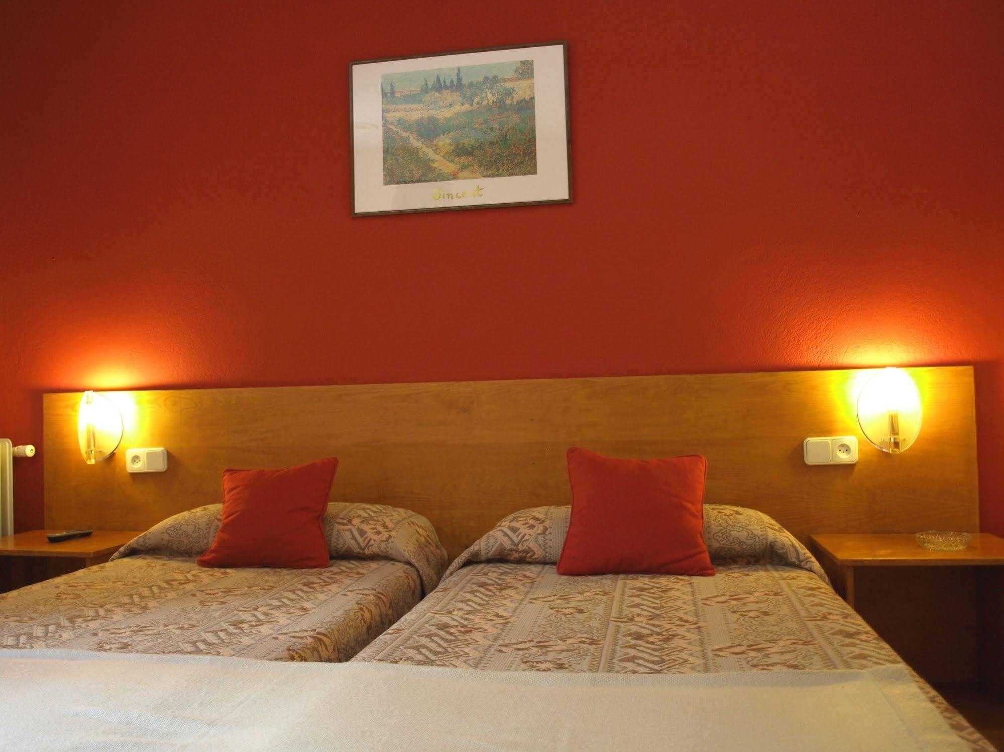 Hotel La Farga Ripoll Extérieur photo