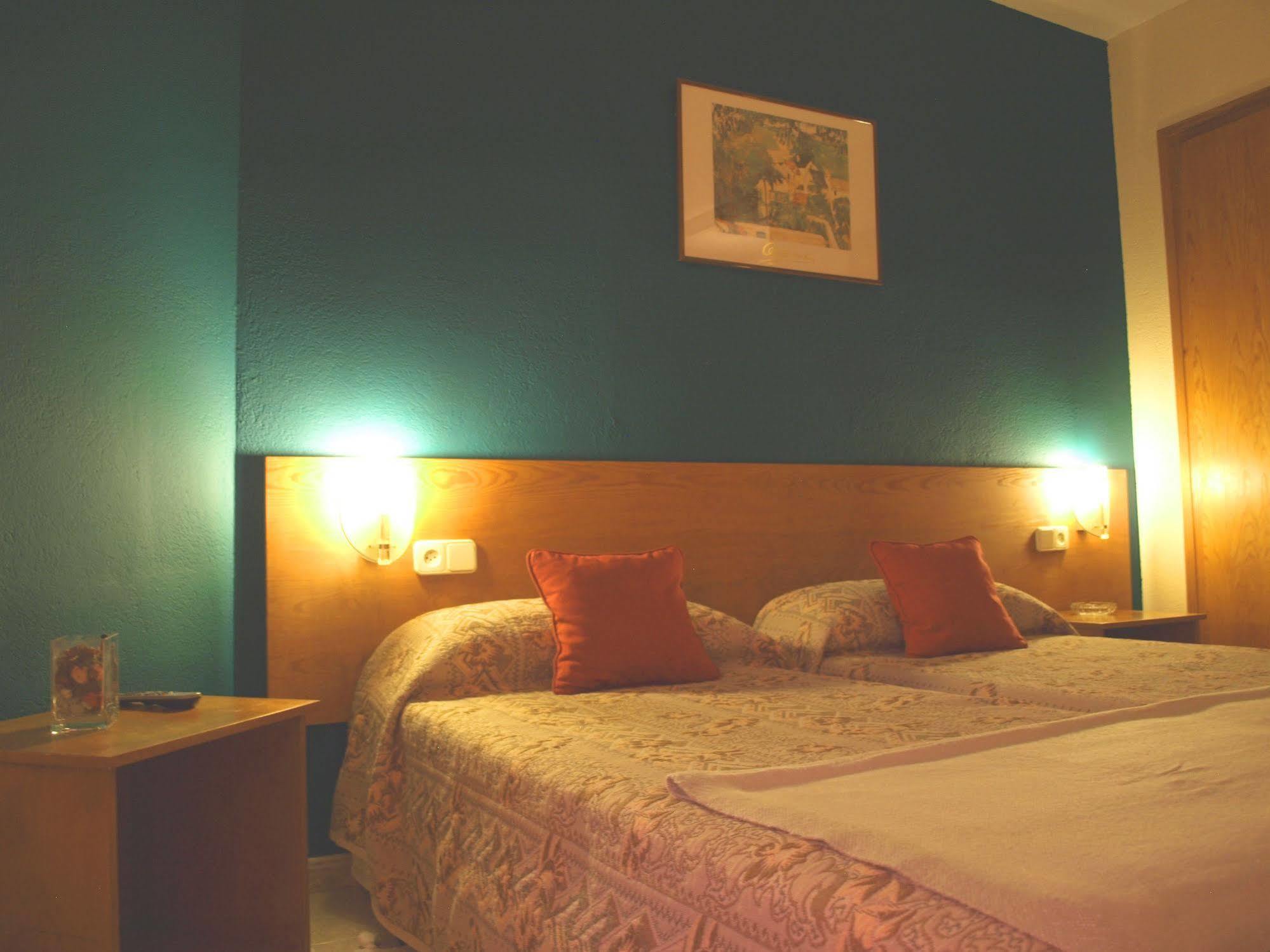 Hotel La Farga Ripoll Extérieur photo